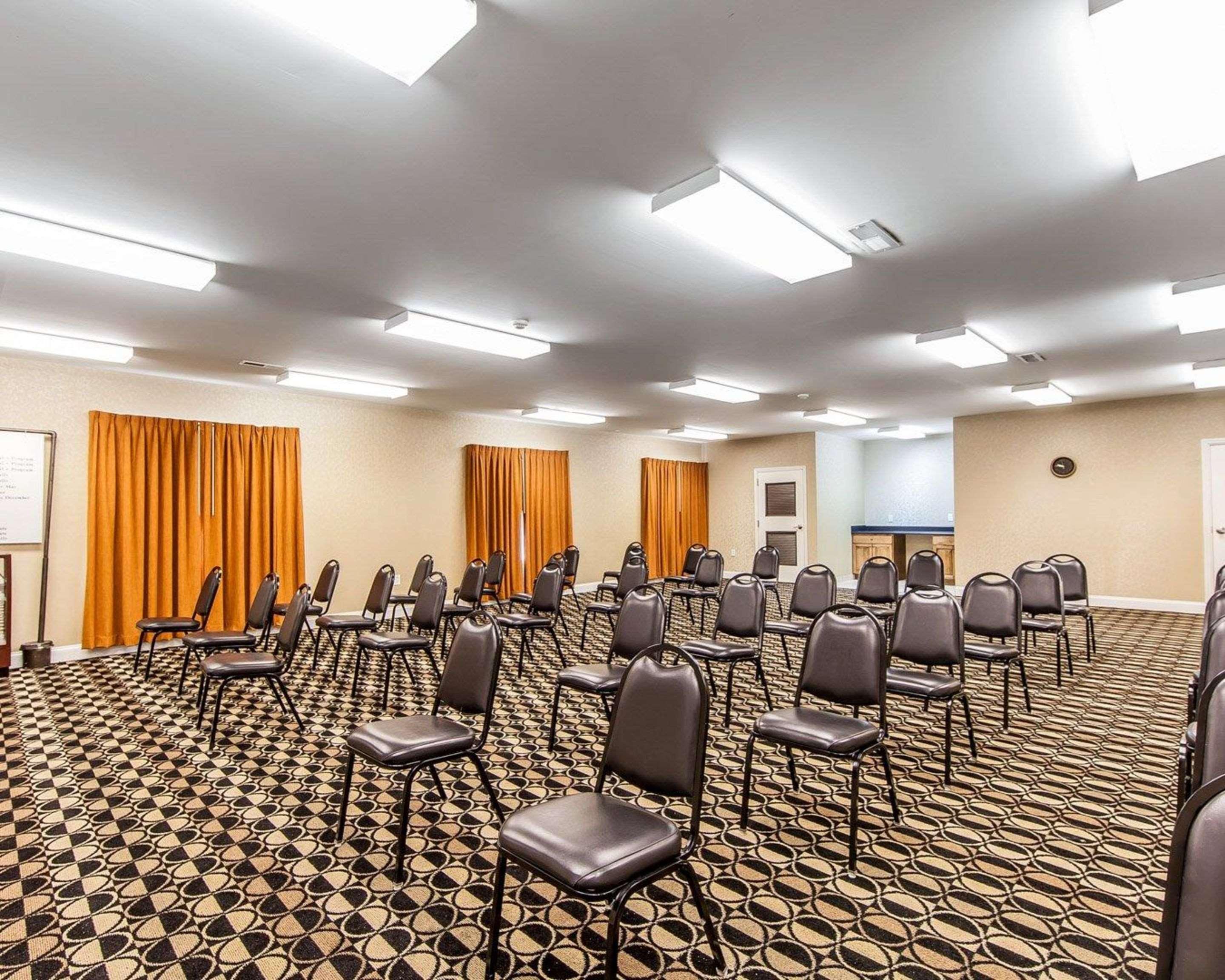 Quality Inn & Suites Bremen Екстериор снимка