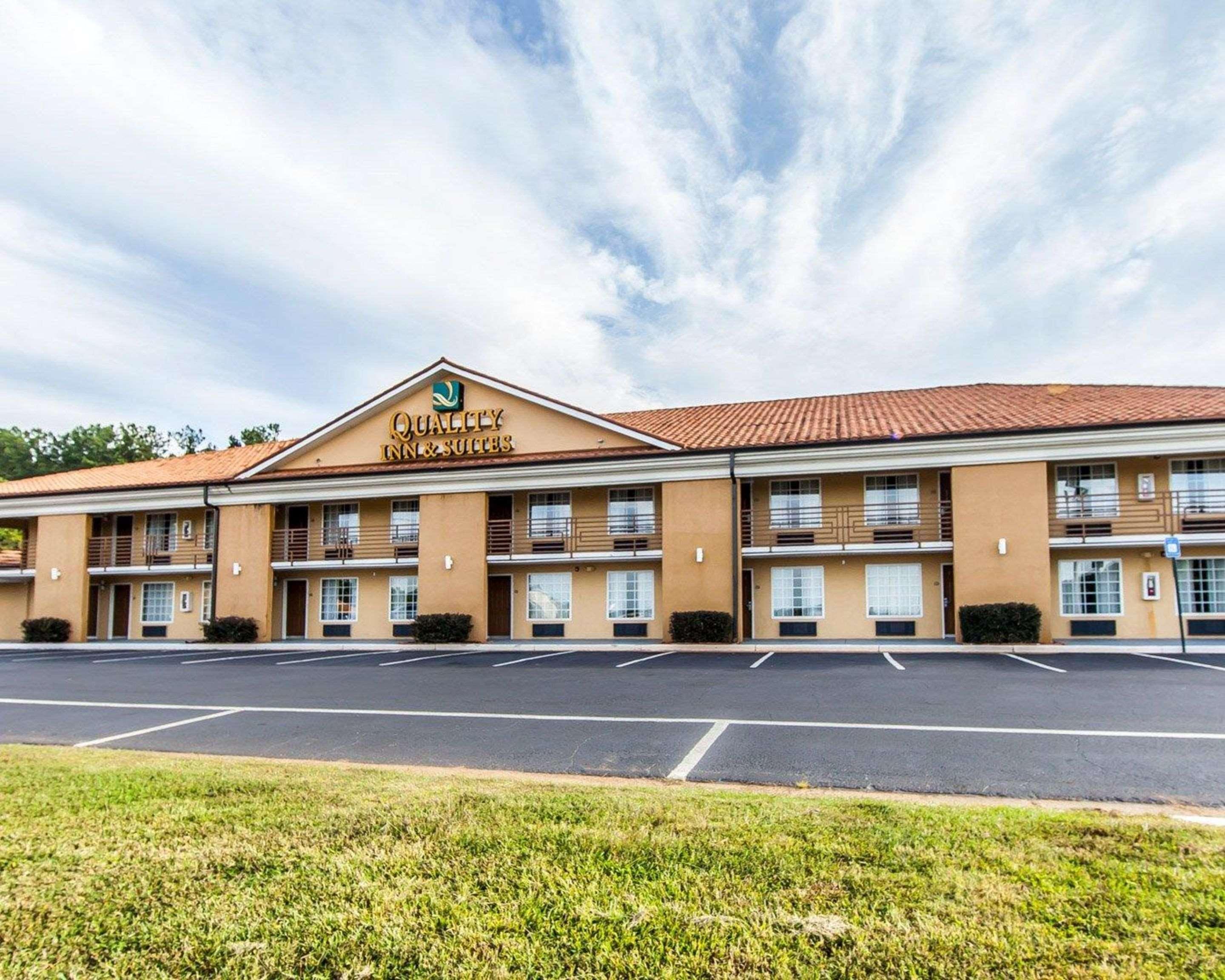 Quality Inn & Suites Bremen Екстериор снимка