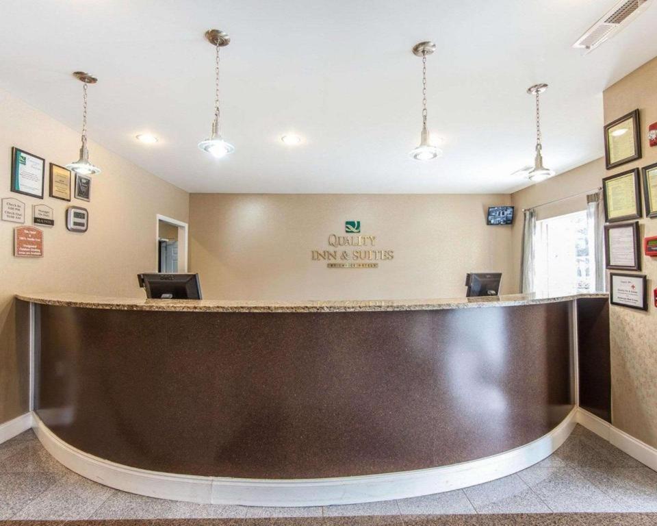 Quality Inn & Suites Bremen Екстериор снимка