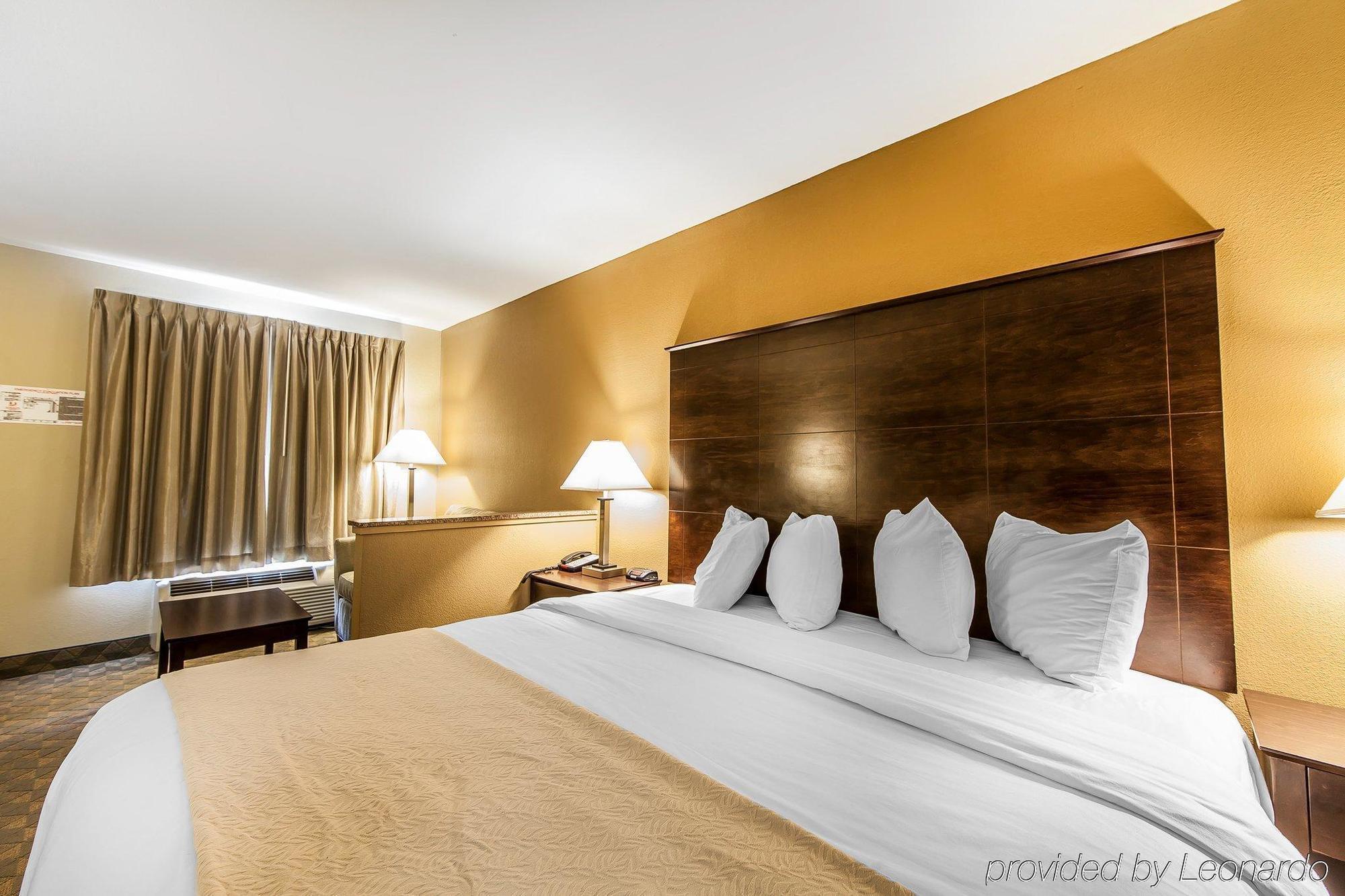 Quality Inn & Suites Bremen Екстериор снимка